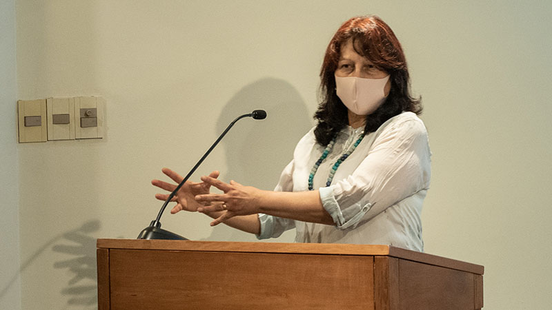 Cristina Rodríguez Cartagena durante su defensa doctoral