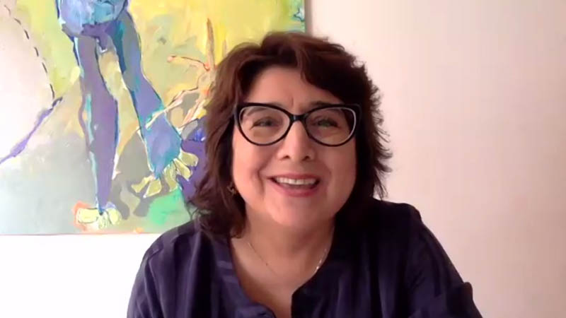 Futuros maestros chilenos: &iquest;c&oacute;mo interact&uacute;an y utilizan las preguntas en los primeros a&ntilde;os de la escolaridad?