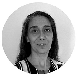 Dra. Mariela Questa-Torterolo, coordinadora académica adjunta del Master en Gestión Educativa y del Master en Formación de Formadores