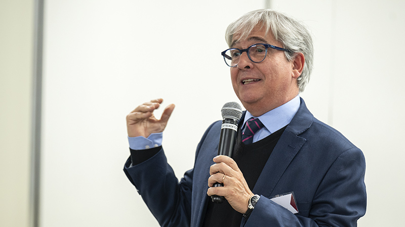 *Dr. Pablo Landoni