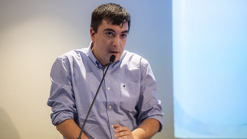 Agustín Listur durante su defensa doctoral