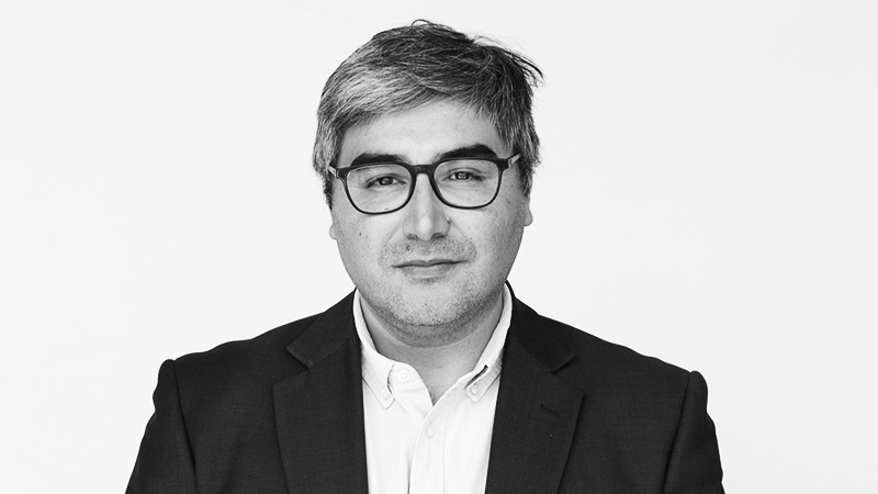 Dr. Christian Lazcano