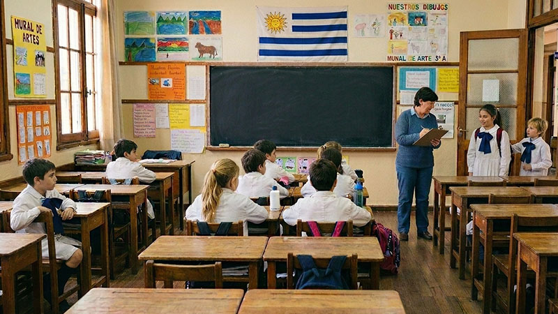 Asistencia Escolar en Educaci&oacute;n Primaria en Uruguay