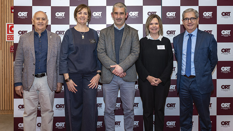 *Joaqu&iacute;n Gair&iacute;n, Andrea Tejera Techera, Pablo Caggiani, Denise Vaillant y Pablo Landoni
