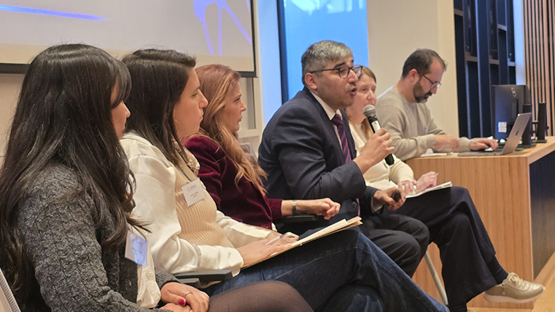 * Pilar Beas Cofr&eacute;, Paula Mosera, Claudia Romero, Christian Lazcano, Sandra Ziegler y Aleix Barrera-Corominas