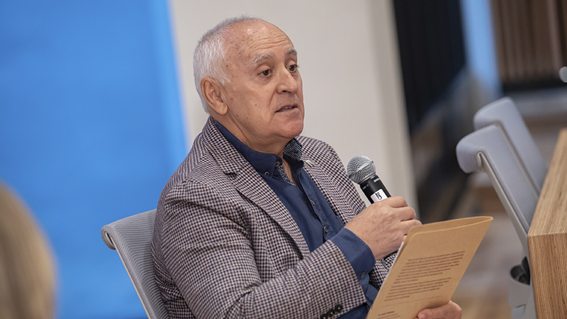 * Joaqu&iacute;n Gair&iacute;n